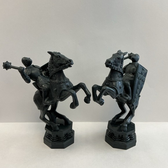 Other - 2002 Harry Potter Wizard‎ Chess Set Replacement 2 Black Knights Plastic Pieces